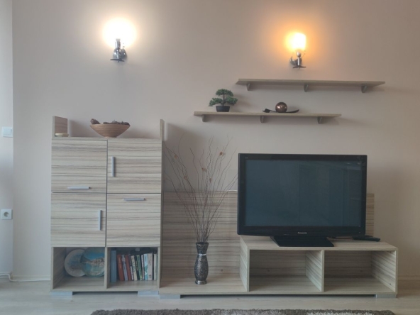 Дава се под наем Двустаен апартамент в Хисаря - 60 кв.м за 229.5 € - Снимка #1