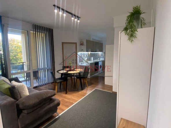 Дава се под наем Тристаен апартамент в Варна, м-т Евксиноград - 80 кв.м за 765 € - Снимка #1