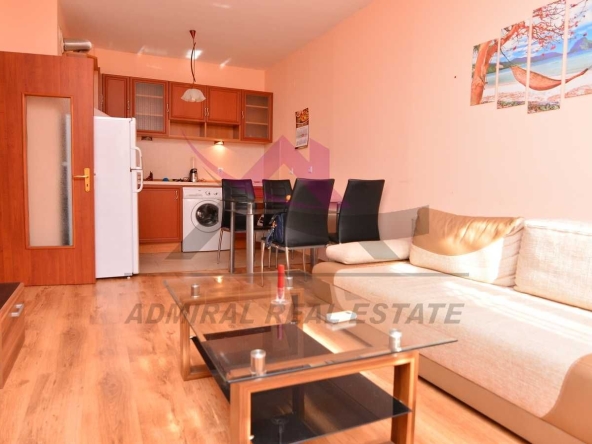 Дава се под наем Двустаен апартамент в Варна, Бриз - 60 кв.м за 400 € - Снимка #1