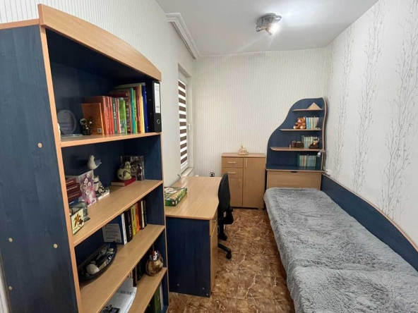 Двустаен апартамент в Търговище, Център - 56 кв.м за 1503 €/кв.м - Снимка #1