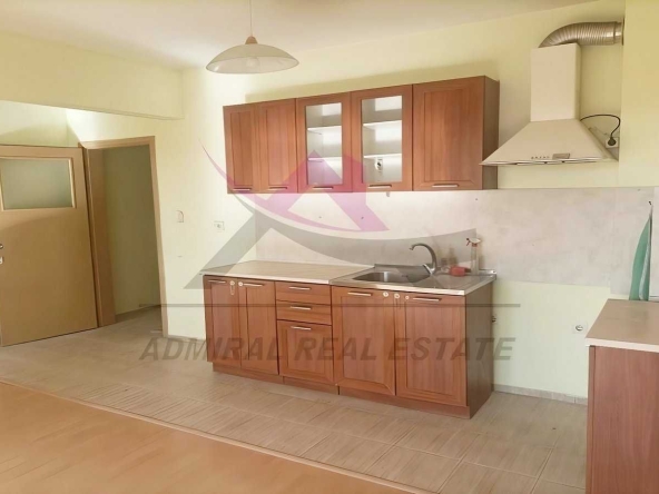 Дава се под наем Двустаен апартамент в Варна, Трошево - 55 кв.м за 373.83 € - Снимка #1