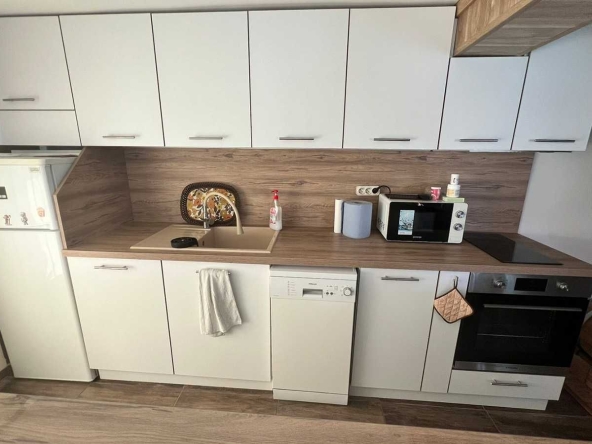 Къща в Търговище, Център - 80 кв.м за 733 €/кв.м - Снимка #1