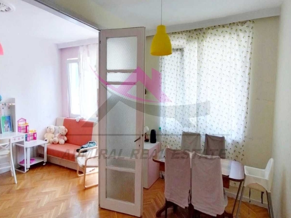 Дава се под наем Четиристаен апартамент в Варна, Аспарухово - 100 кв.м за 435 € - Снимка #1