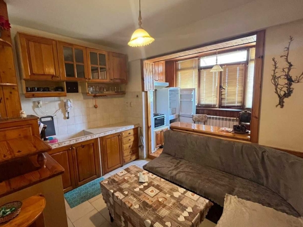 Тристаен апартамент в Търговище, Център - 68 кв.м за 1013 €/кв.м - Снимка #1