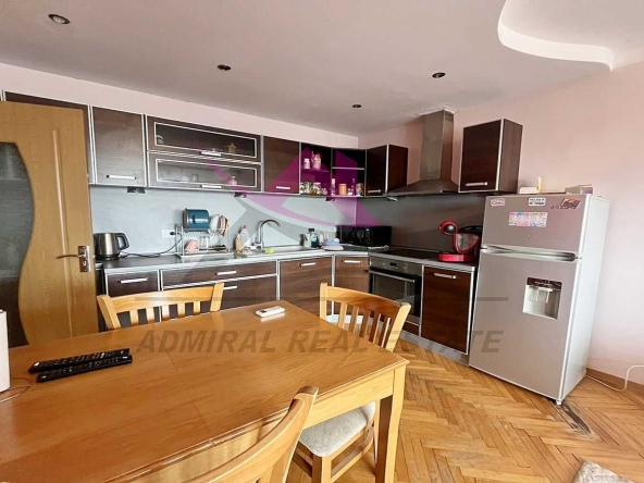 Дава се под наем Тристаен апартамент в Варна, Левски - 65 кв.м за 639 € - Снимка #1