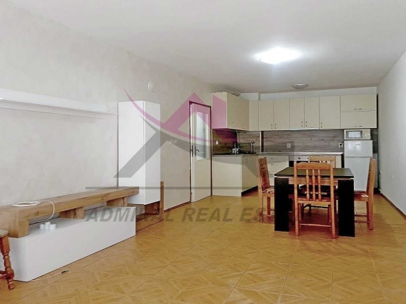 Дава се под наем Двустаен апартамент в Варна, Лятно кино Тракия - 68 кв.м за 358 € - Снимка #1