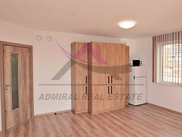 Дава се под наем Офис в Варна, Гранд Мол Варна - 108 кв.м за 648 € - Снимка #1