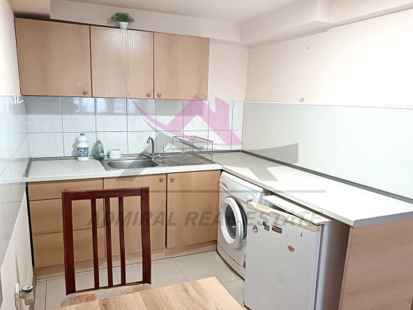 Дава се под наем Едностаен апартамент в Варна, Базар Левски - 25 кв.м за 307 € - Снимка #1