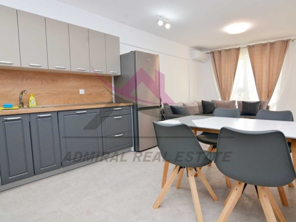 Дава се под наем Двустаен апартамент в Варна, Левски - 68 кв.м за 550 € - Снимка #1