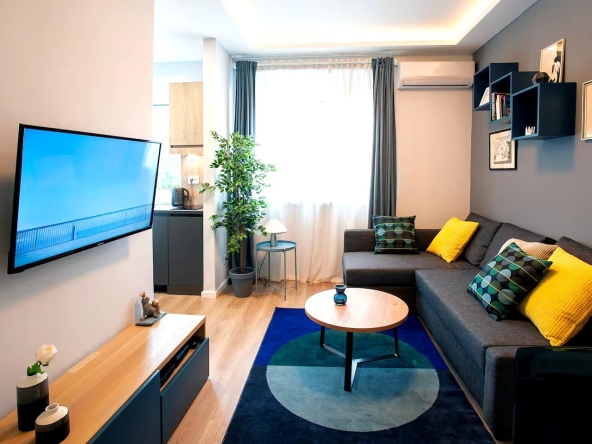 Дава се под наем Едностаен апартамент в София, Витоша - 40 кв.м за 397.8 € - Снимка #1