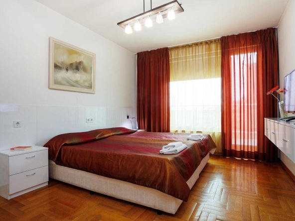 Дава се под наем Двустаен апартамент в София, Зона Б-19 - 65 кв.м за 500 € - Снимка #1