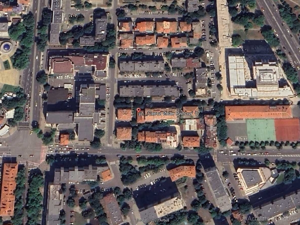 Двустаен апартамент в Бургас, Център - 54 кв.м за 2500 €/кв.м - Снимка #1