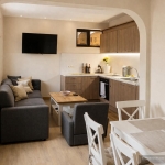 Дава се под наем Двустаен апартамент в Пловдив, Център - 58 кв.м за 398.82 € - Снимка #1