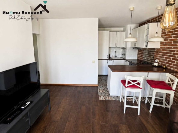 Двустаен апартамент в София, Център - 70 кв.м за 2259 €/кв.м - Снимка #1