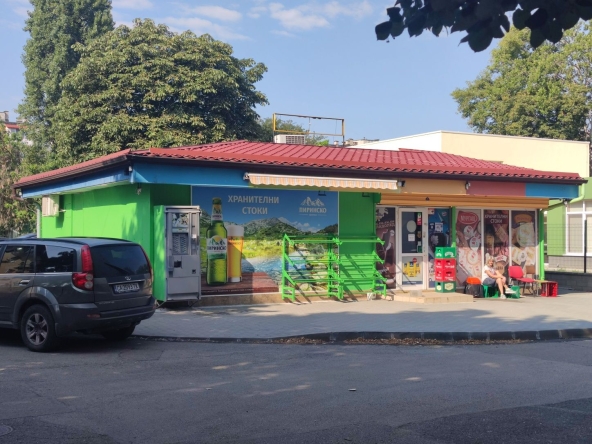 Дава се под наем Магазин в София, Дружба 1 - 74 кв.м за 765 € - Снимка #1