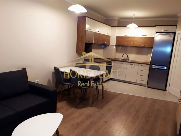 Дава се под наем Двустаен апартамент в Варна, Левски - 80 кв.м за 408 € - Снимка #1