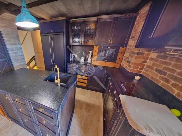 Четиристаен апартамент в Несебър - 470 кв.м за 418 €/кв.м - Снимка #1