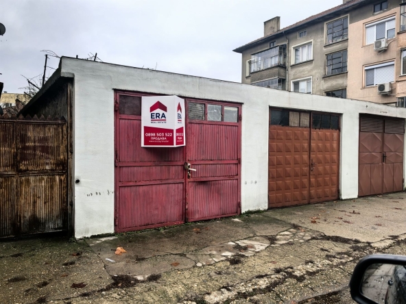 Дава се под наем Гараж / Паркомясто в Силистра, в.з. Юг - 25 кв.м за 35.7 € - Снимка #1