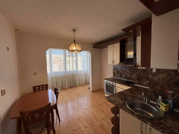 Дава се под наем Тристаен апартамент в София, Обеля 1 - 90 кв.м за 547.23 € - Снимка #1