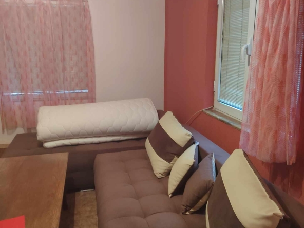 Дава се под наем Едностаен апартамент в Пловдив, Мараша - 30 кв.м за 200 € - Снимка #1