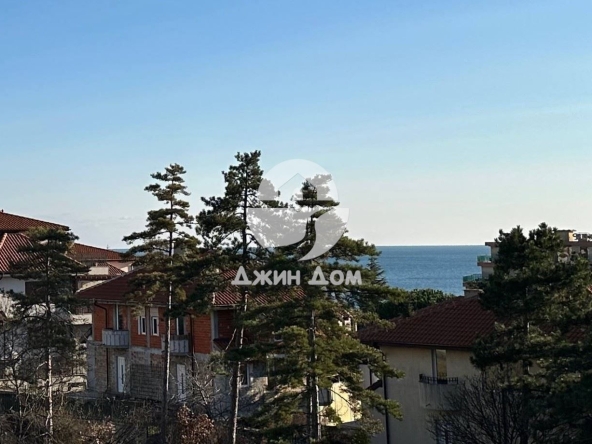 Тристаен апартамент в к.к. Слънчев бряг - 110 кв.м за 571 €/кв.м - Снимка #1