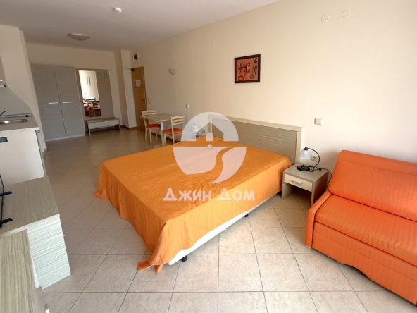 Едностаен апартамент в к.к. Слънчев бряг - 47 кв.м за 695 €/кв.м - Снимка #1