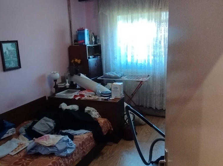 Тристаен апартамент в Плевен, Дружба 4 - 90 кв.м за 867 €/кв.м - Снимка #1