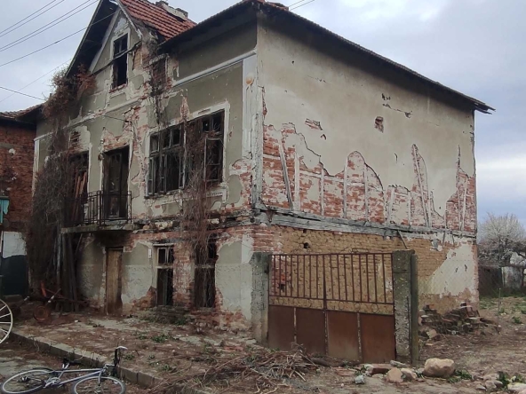 Къща в с. Нови чифлик, Област Кюстендил - 100 кв.м за 153 €/кв.м - Снимка #1