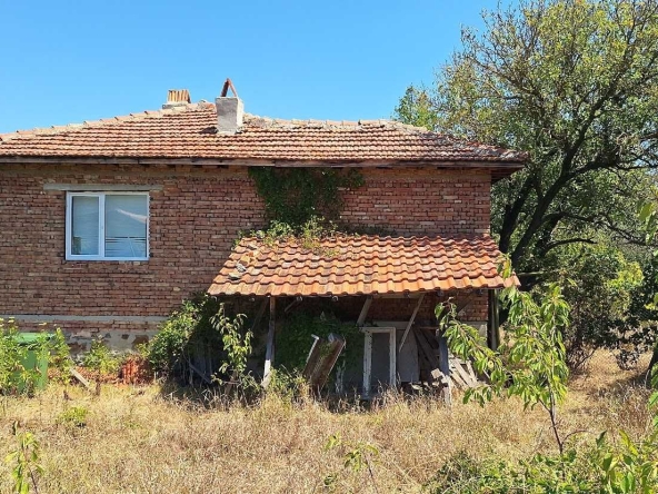 Къща в с. Бързица, Област Варна - 140 кв.м за 358 €/кв.м - Снимка #1