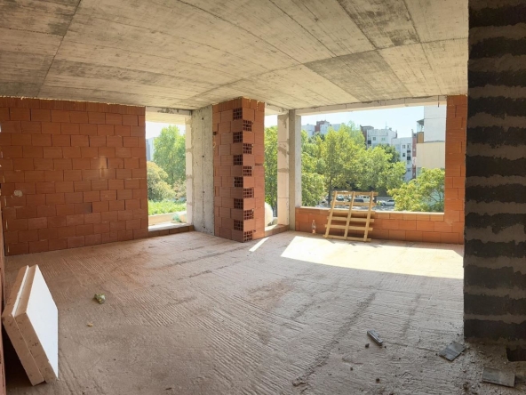 Тристаен апартамент в Благоевград, Еленово 2 - 105 кв.м за 1003 €/кв.м - Снимка #1