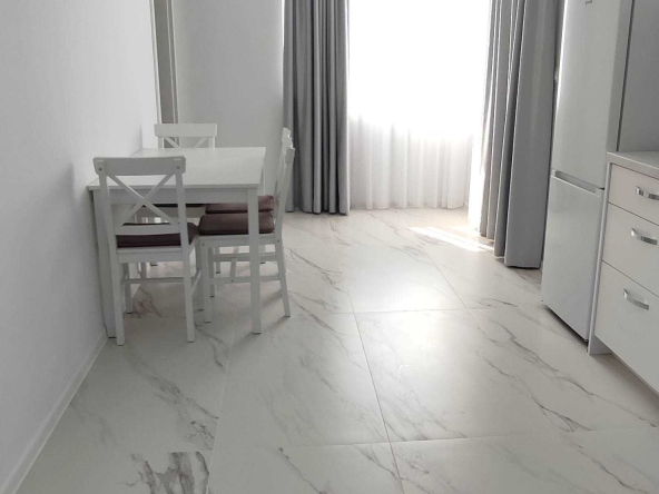 Дава се под наем Двустаен апартамент в Пловдив, Център - 50 кв.м за 418.2 € - Снимка #1