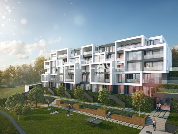 Четиристаен апартамент в Варна, Бриз - 166 кв.м за 2205 €/кв.м - Снимка #1