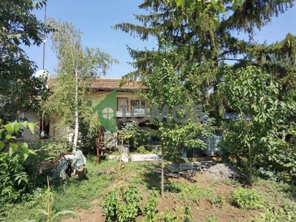 Къща в с. Ивански, Област Шумен - 120 кв.м за 213 €/кв.м - Снимка #1