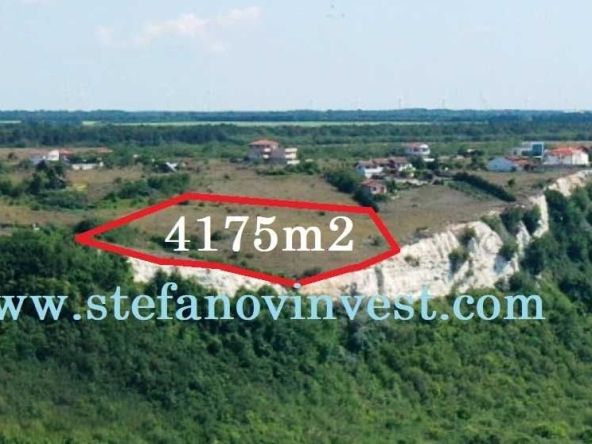 Парцел в с. Топола, Област Добрич - 4175 кв.м за 18 €/кв.м - Снимка #1