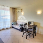 Тристаен апартамент в к.к. Слънчев бряг - 80 кв.м за 573 €/кв.м - Снимка #1