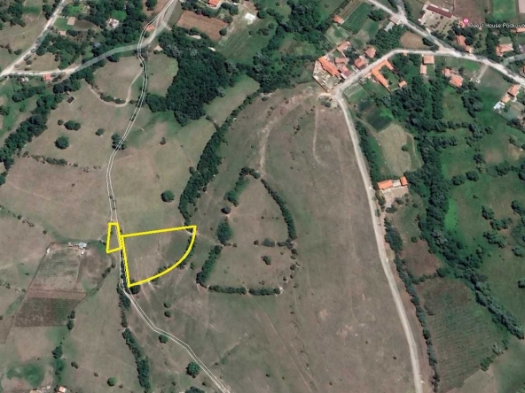 Парцел в Карлово - 3600 кв.м за 2 €/кв.м - Снимка #1