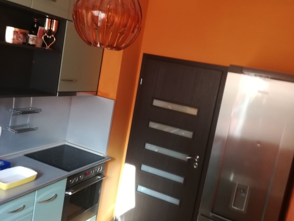 Дава се под наем Тристаен апартамент в Пловдив, Западен - 70 кв.м за 382.5 € - Снимка #1