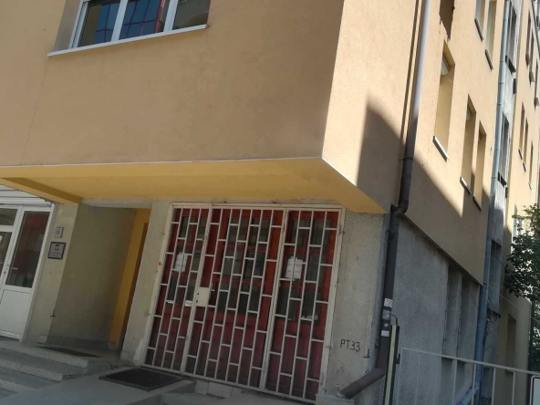 Дава се под наем Офис в София, Подуяне - 18 кв.м за 204 € - Снимка #1