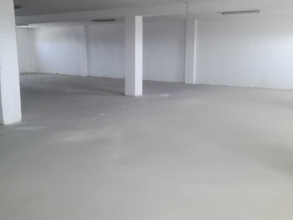 Дава се под наем Склад в София, Докторски паметник - 490 кв.м за 938 € - Снимка #1