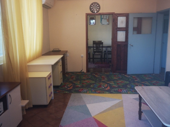 Дава се под наем Етаж от къща в с. Войводиново, Област Пловдив - 119 кв.м за 438.6 € - Снимка #1