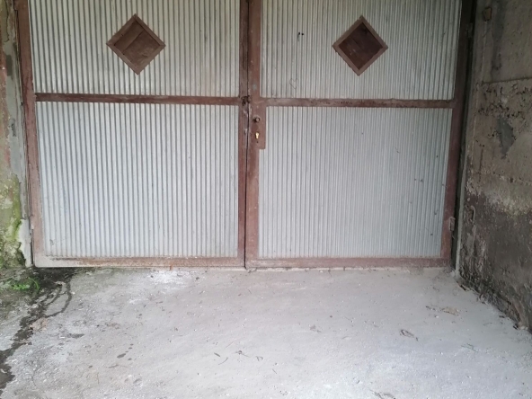 Гараж / Паркомясто в Разград, Освобождение - 18 кв.м за 708 €/кв.м - Снимка #1