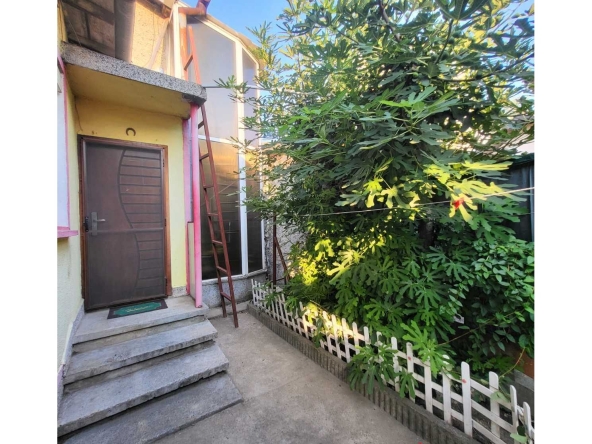 Къща в Добрич, Кралска зона - 64 кв.м за 1586 €/кв.м - Снимка #1