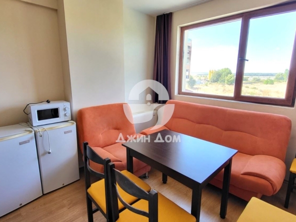 Двустаен апартамент в к.к. Слънчев бряг - 61 кв.м за 585 €/кв.м - Снимка #1