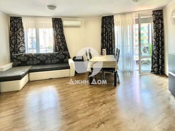 Двустаен апартамент в к.к. Слънчев бряг - 82 кв.м за 1049 €/кв.м - Снимка #1