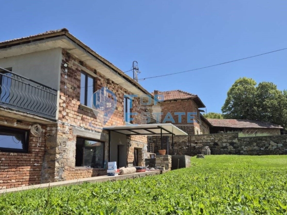 Къща в с. Вишовград, Област Велико Търново - 95 кв.м за 1158 €/кв.м - Снимка #1