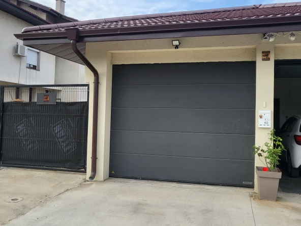 Къща в Русе, КТМ - 200 кв.м за 2000 €/кв.м - Снимка #1