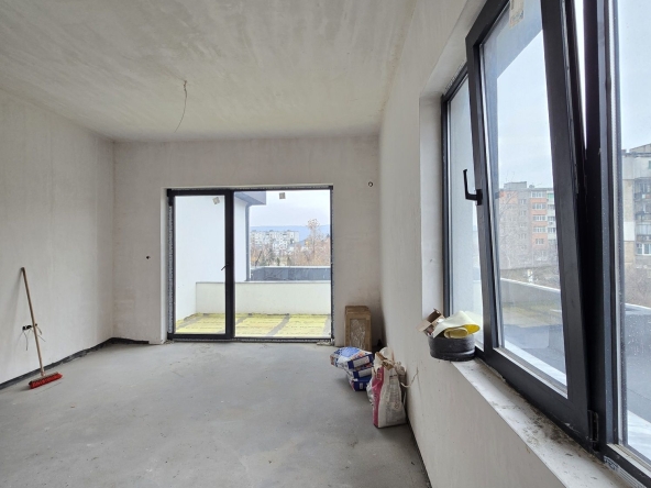 Двустаен апартамент в Горна Оряховица - 66 кв.м за 1107 €/кв.м - Снимка #1