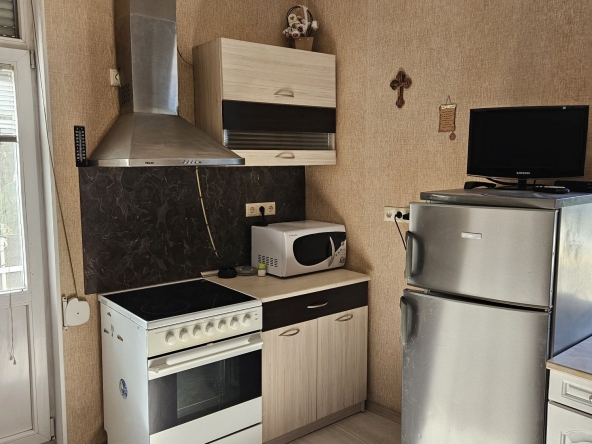 Дава се под наем Двустаен апартамент в София, Банишора - 62 кв.м за 612 € - Снимка #1