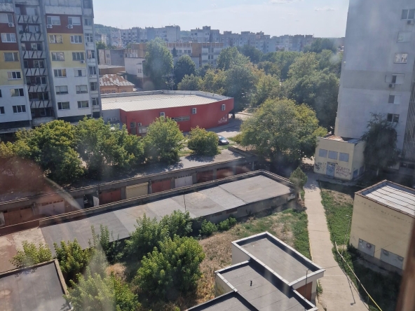 Тристаен апартамент в Силистра, Митница - 90 кв.м за 708 €/кв.м - Снимка #1