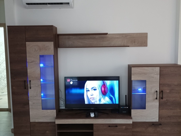 Дава се под наем Двустаен апартамент в Варна, Гръцка махала - 60 кв.м за 459 € - Снимка #1